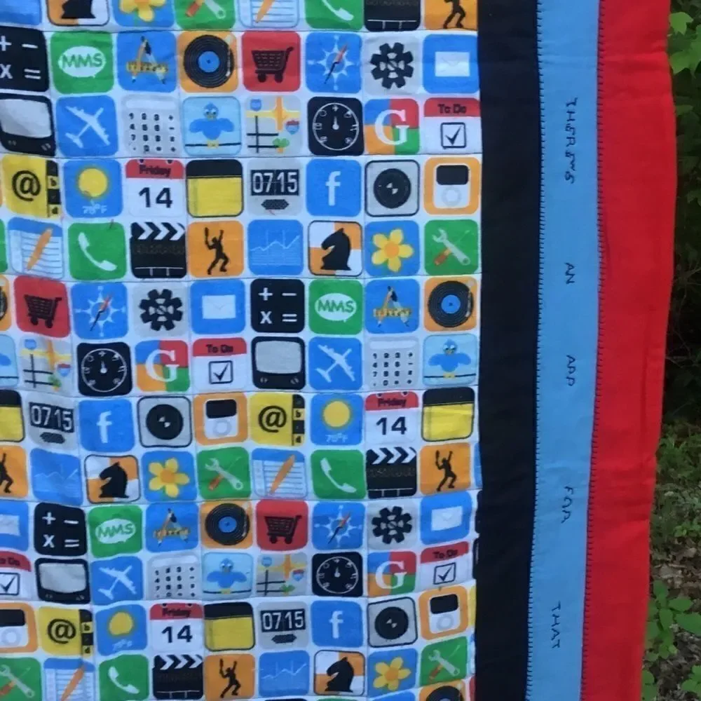 Quilt of the Week!  NWT. Hand Crafted App Quilt